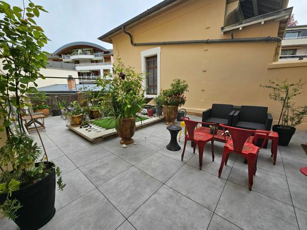 Appartement à vendre    3 pièces • 101,09 m2 Aix-les-Bains