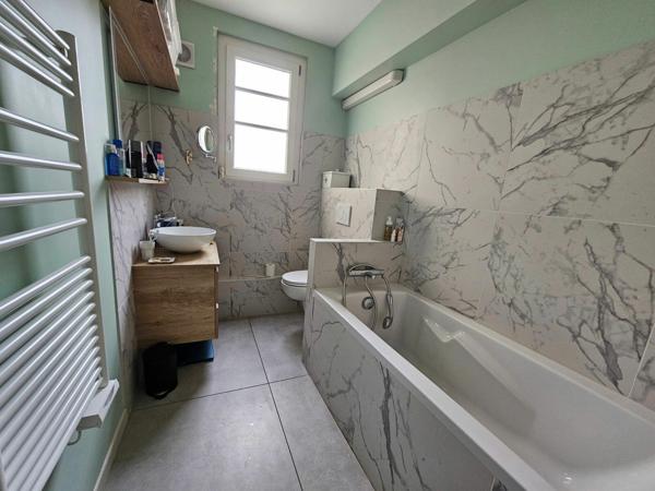 Appartement à vendre    3 pièces • 101,09 m2 Aix-les-Bains