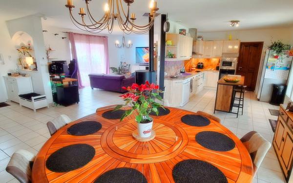 Maison à vendre    4 pièces •  Saulzais-le-Potier