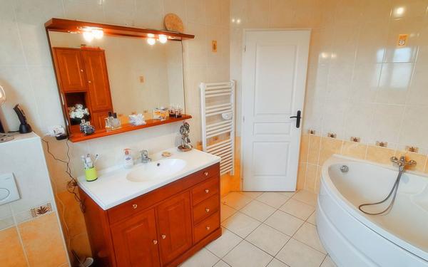 Maison à vendre    4 pièces •  Saulzais-le-Potier