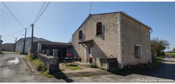Maison de caractère – 6 pièces – Ancien séchoir à tabac réhabilité
