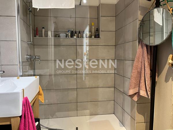 Villefranche Sur Saône - T3 proche du centre- ville - lumineux - belle pièce de vie - balcon, cave et garage fermé