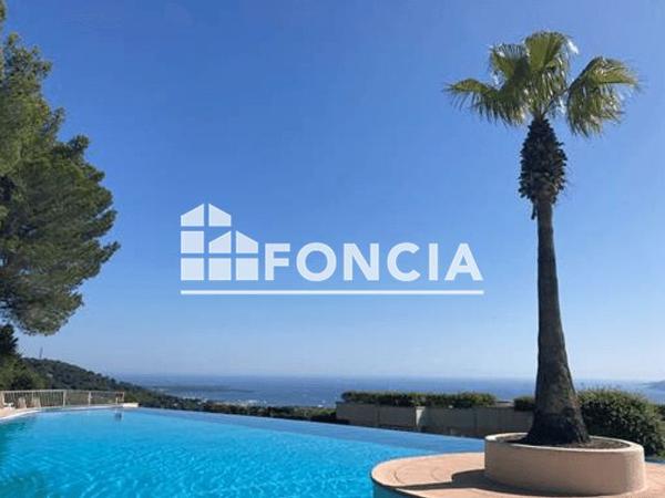 Location Appartement 2 pièces 48 m² - 181 VOIE JULIA ENTREE 9 Mougins 06250