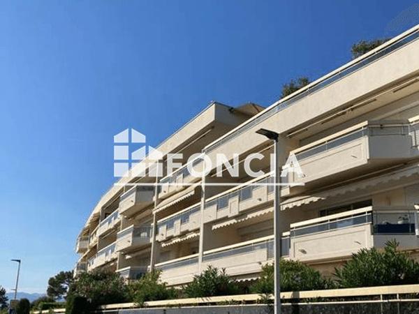Location Appartement 2 pièces 48 m² - 181 VOIE JULIA ENTREE 9 Mougins 06250