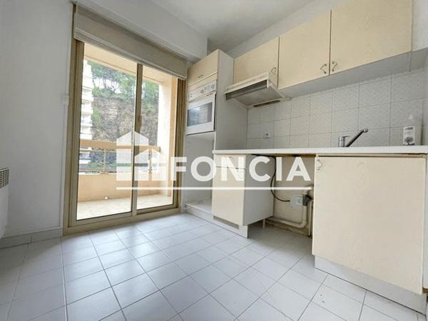 Location Appartement 2 pièces 48 m² - 181 VOIE JULIA ENTREE 9 Mougins 06250