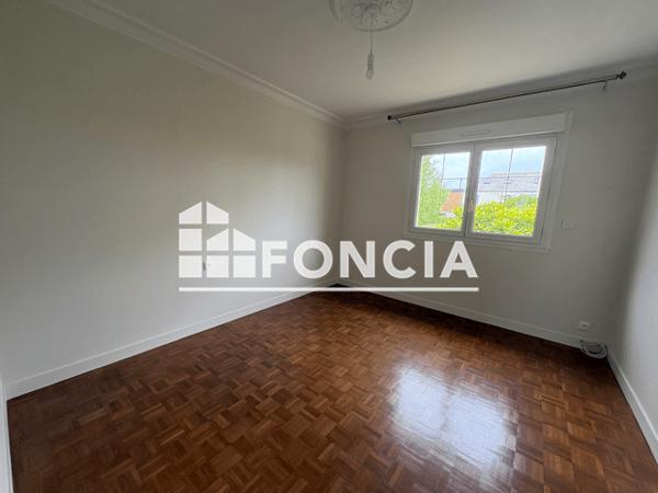 Location Maison 5 pièces 102 m² - 4 RUE CHATEAUBRIAND Plougastel 29470
