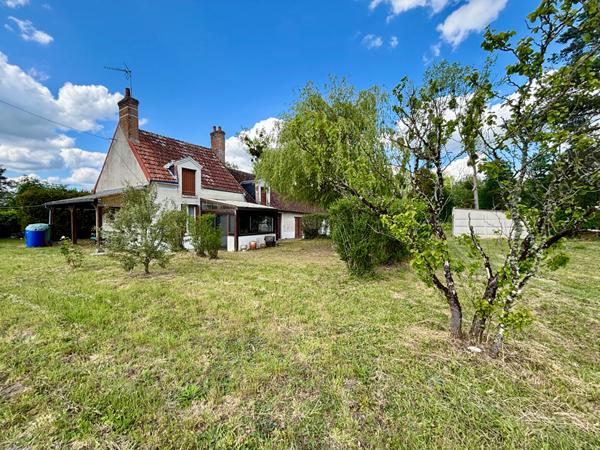Maison ancienne dans un cadre naturel