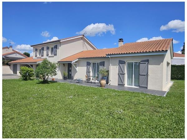 Maison - MONTROND LES BAINS