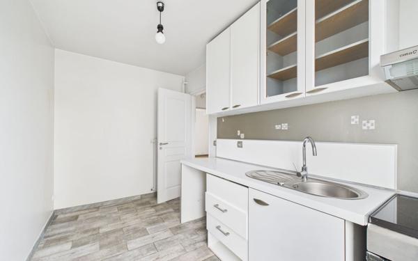 Appartement à vendre    2 pièces •  Reims