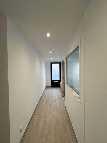 "LOCAL COMMERCIAL 3 PIECES 98M2"