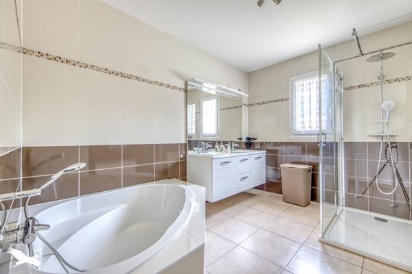Maison à vendre 514 800 € Audenge 4 p 121 m² DPE B