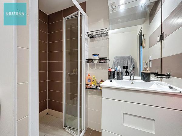 A vendre maison de village de 93m² habitables , trois chambres, terrasse sur la commune de Labastide d'Anjou