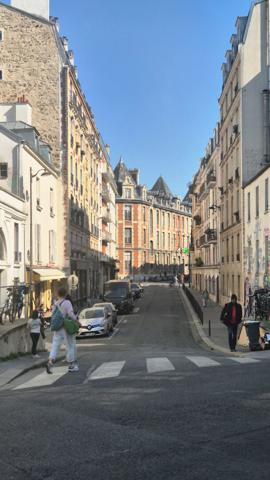 2 pièces rue Bichat à deux pas du Canal !