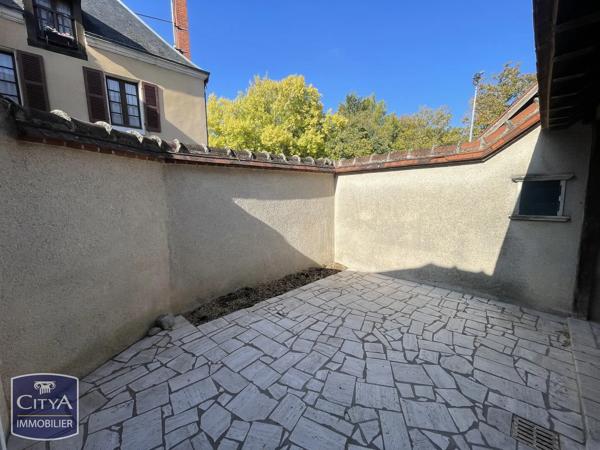 Immeuble à vendre 200m² Châteauroux (36000)