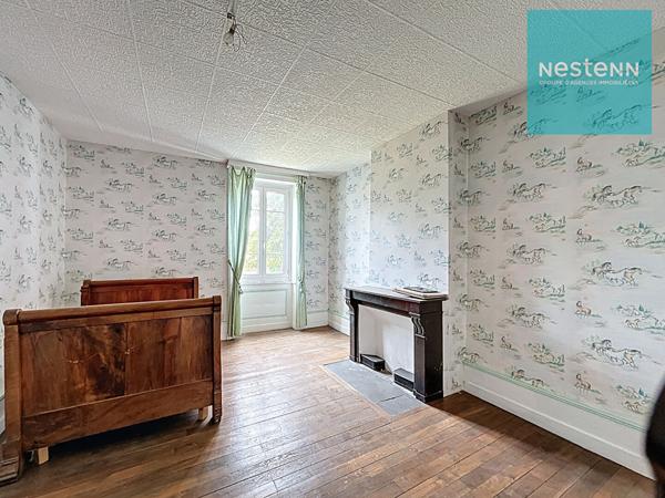 Maison d'environ 300 m² avec beaucoup de potentiel - 42130 Leigneux - 14 500 m² terrain