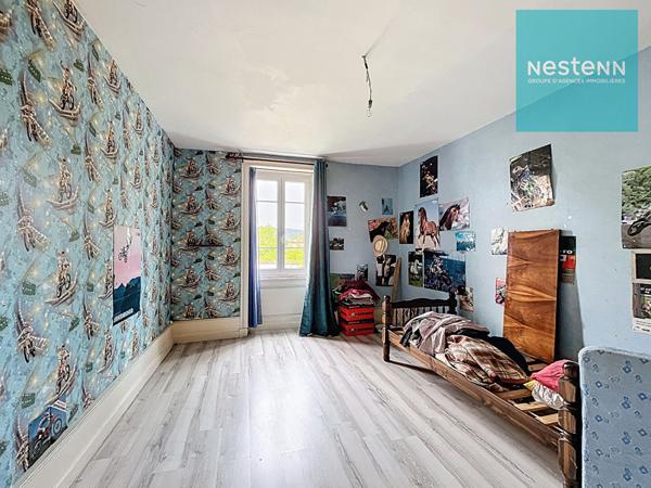 Maison d'environ 300 m² avec beaucoup de potentiel - 42130 Leigneux - 14 500 m² terrain