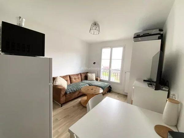 Vente                                                      Appartement
                        
                     1 pièces                      18 m2                     à Serris