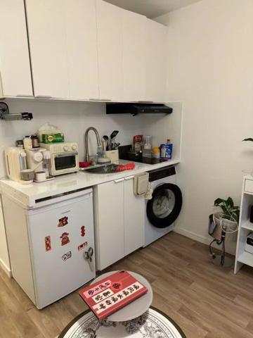 Vente                                                      Appartement
                        
                     1 pièces                      18 m2                     à Serris