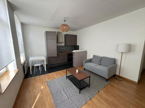 A LOUER : T2 à LILLE • • 830 € CC • Réf. 1484-2