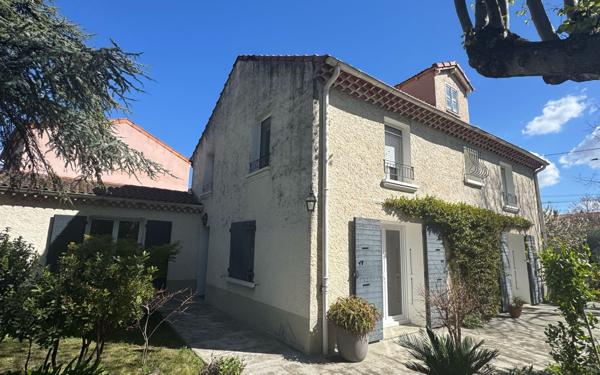 Maison à vendre    5 pièces •  Montélimar