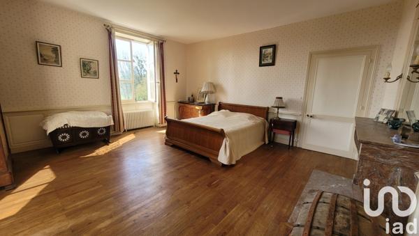 Demeure 11 pièces de 357 m² à Auzay (85200)