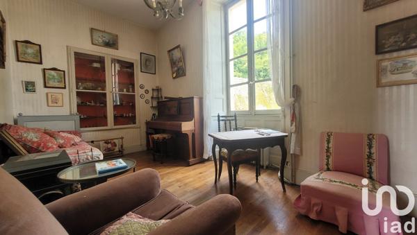 Demeure 11 pièces de 357 m² à Auzay (85200)