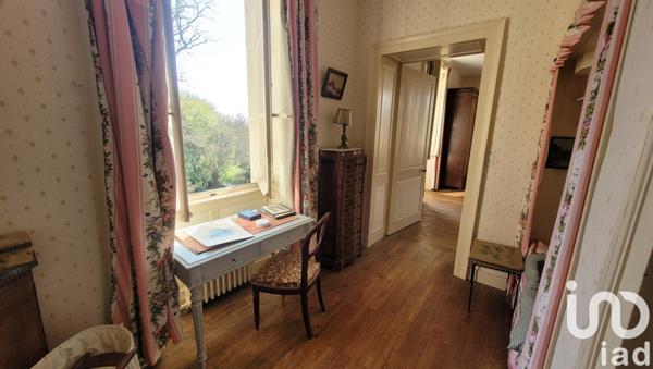 Demeure 11 pièces de 357 m² à Auzay (85200)