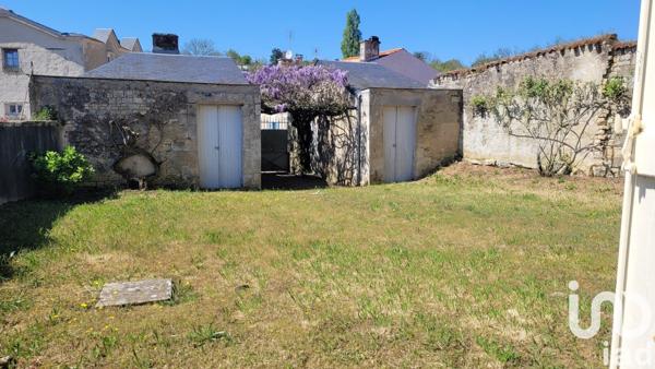 Demeure 11 pièces de 357 m² à Auzay (85200)