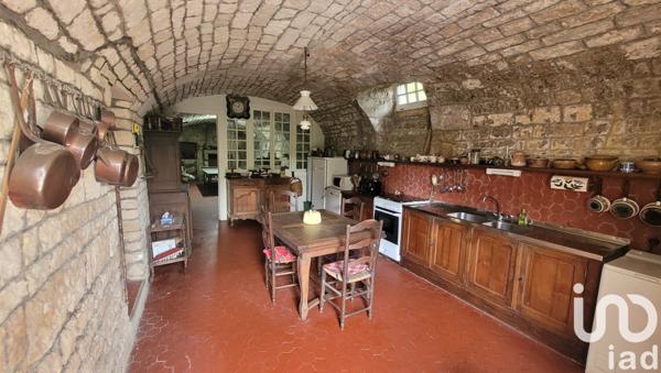 Demeure 11 pièces de 357 m² à Auzay (85200)