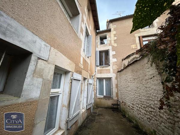 Immeuble à vendre 121m²