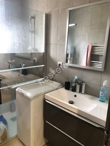 EXCLUSIVITE !Ensemble immobilier à LAPTE : Immeuble et terrain constructible