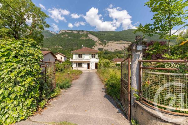 Maison à vendre  6 pièces - 160 m2 VIF - 38