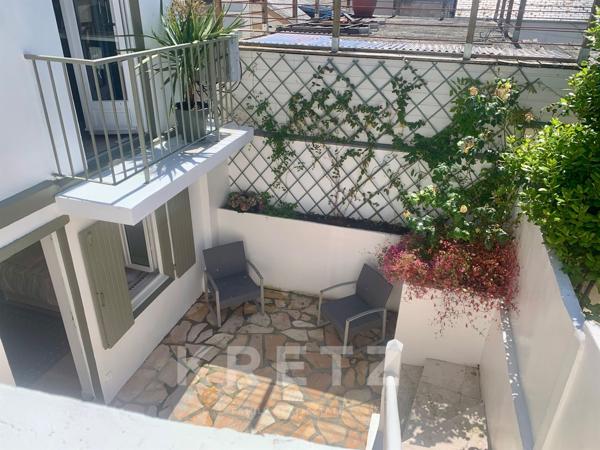 Maison de ville rénovée avec goût  - Terrasse et Cour - 2 chambres