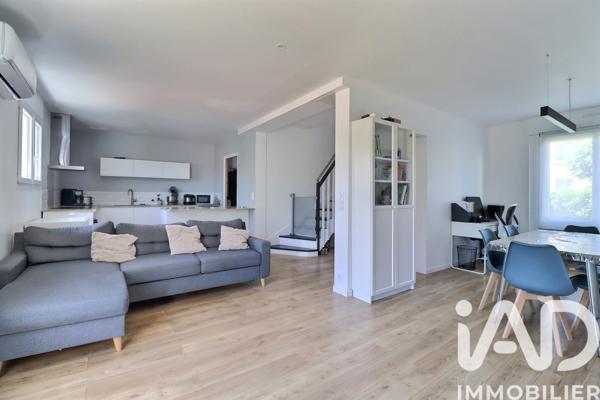 Maison à vendre 5 pièces 101 m² Villenave-d'Ornon