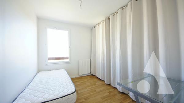 Appartement 6 pièces 103.65 m2