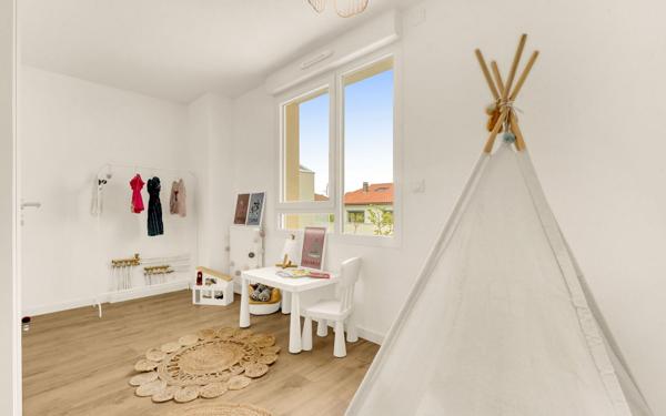 Maison à vendre    4 pièces • 84,10 m2 Toulouse