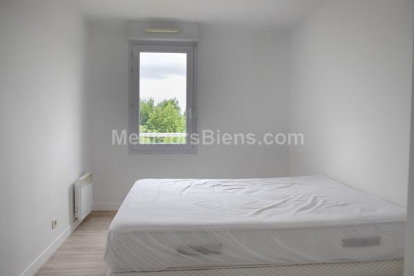 Appartement 3 pièces avec stationnement - Courdimanche limite CERGY LE HAUT