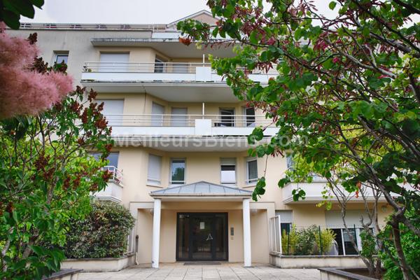 Appartement 3 pièces avec stationnement - Courdimanche limite CERGY LE HAUT