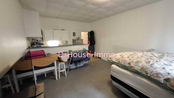 Immeuble à vendre 3 pièces de 100 m²