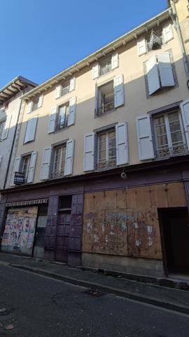 Immeuble de rapport centre ville Aurillac Aurillac (15000)