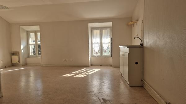 Immeuble de rapport centre ville Aurillac Aurillac (15000)