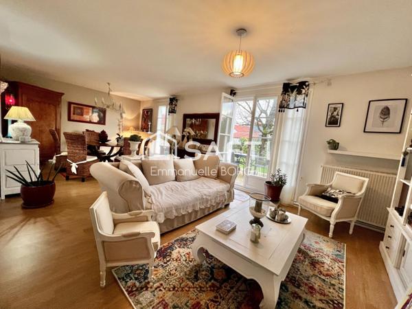 Maison plain-pied 5 chambres, grand garage, jardin clos