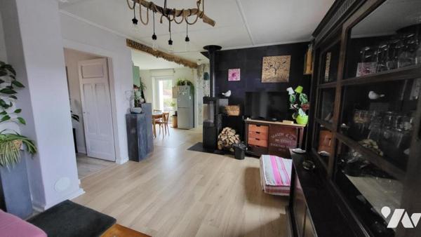 VALENTIGNEY, maison trois pièces entièrement rénovée sur 6a 63ca de terrain