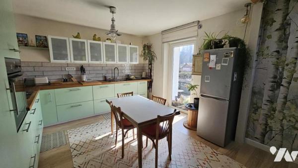 VALENTIGNEY, maison trois pièces entièrement rénovée sur 6a 63ca de terrain