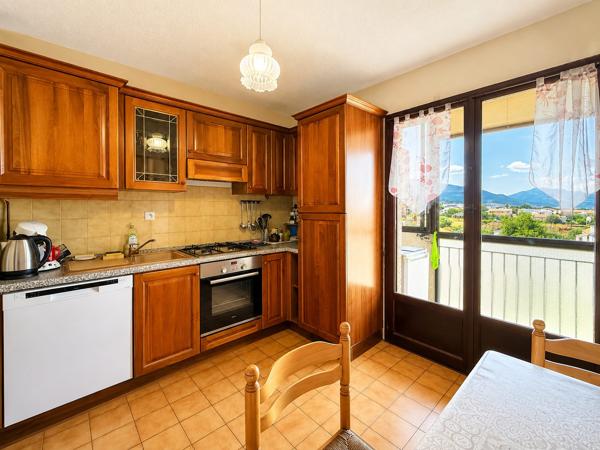 Appartement T3 – 77 m² – Borgo – Dernier étage – Terrasse + Véranda + Cave