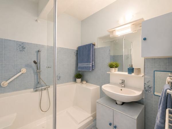 Appartement T3 – 77 m² – Borgo – Dernier étage – Terrasse + Véranda + Cave