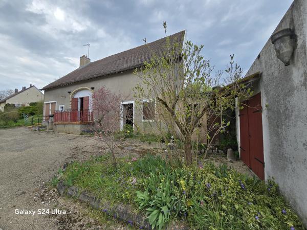 Fermette à rénover avec 4725m² de  terrain