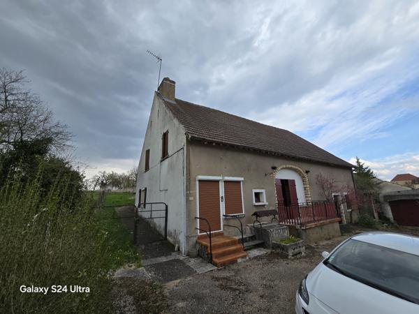 Fermette à rénover avec 4725m² de  terrain