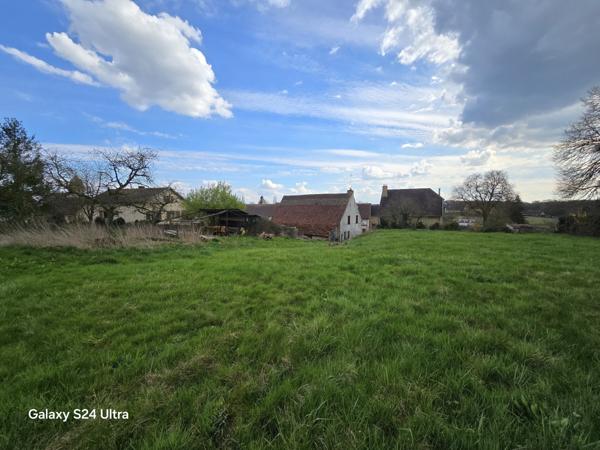 Fermette à rénover avec 4725m² de  terrain