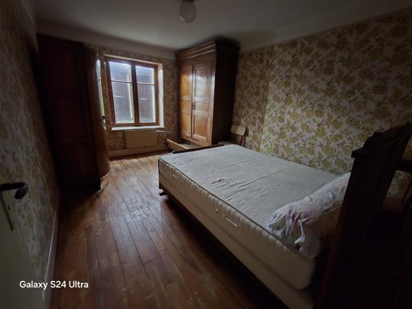 Fermette à rénover avec 4725m² de  terrain